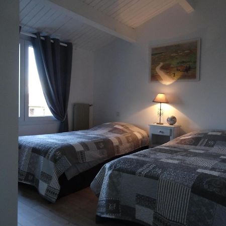 Gites, Chambres D'Hotes La Maison D'Amis ピュイルボロー エクステリア 写真