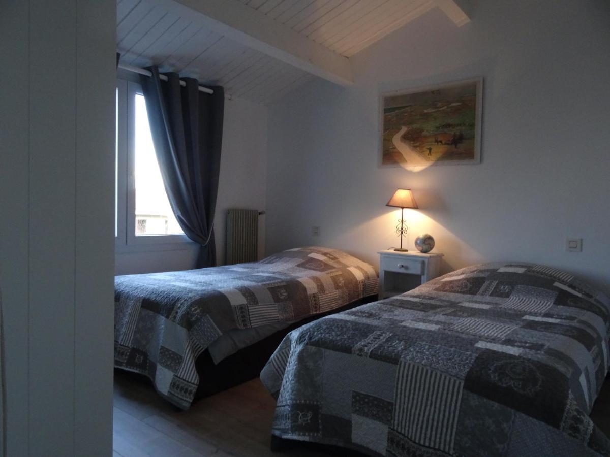 Gites, Chambres D'Hotes La Maison D'Amis ピュイルボロー エクステリア 写真